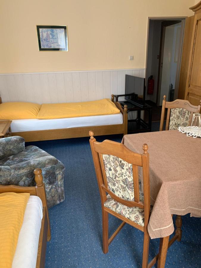 Landhotel Waldschaenke Берлин Экстерьер фото