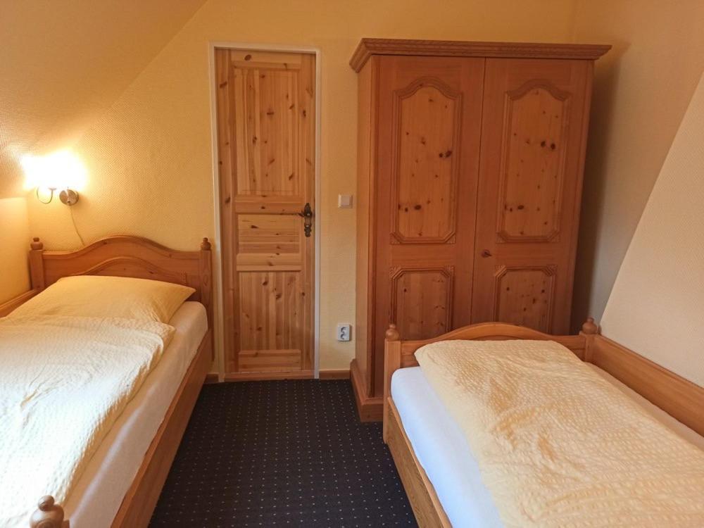 Landhotel Waldschaenke Берлин Экстерьер фото
