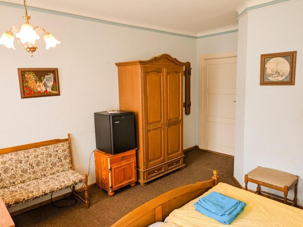 Landhotel Waldschaenke Берлин Экстерьер фото