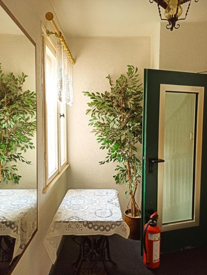 Landhotel Waldschaenke Берлин Экстерьер фото